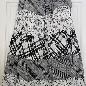 Black and White Patterned Women's Skirt